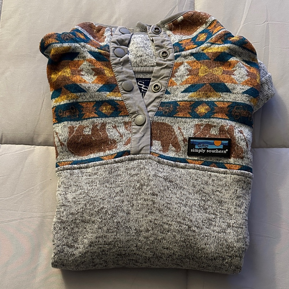 Simply Southern Women's Crewneck with Gray and Multicolor Pattern
